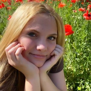 Meet your Posher, Analeese